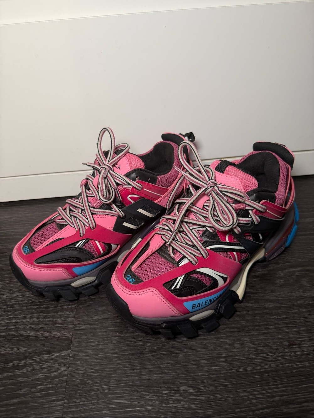 Authentic Balenciaga Pink track led Sneakers in men size 6